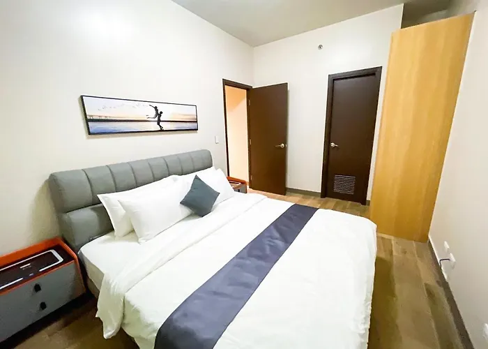 Spacious 3br Across Okada Manila&solaire Apartamento