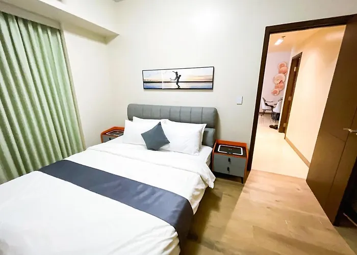 Spacious 3br Across Okada Manila&solaire * Manila